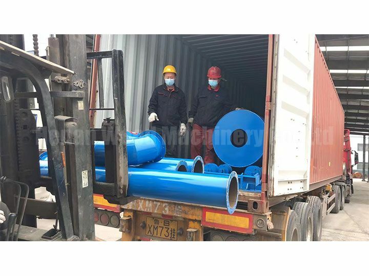 Sawdust press machine shipped to bangladesh