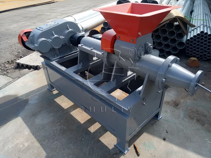 machine à briquettes de charbon de bois