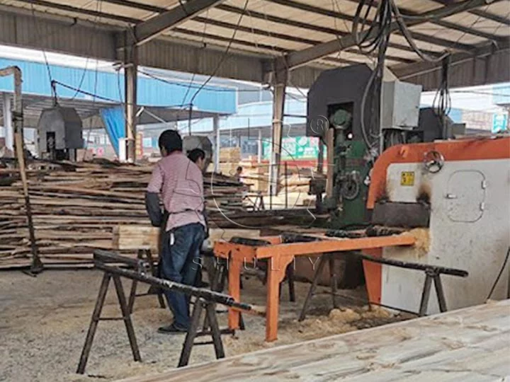 wood sawing plant