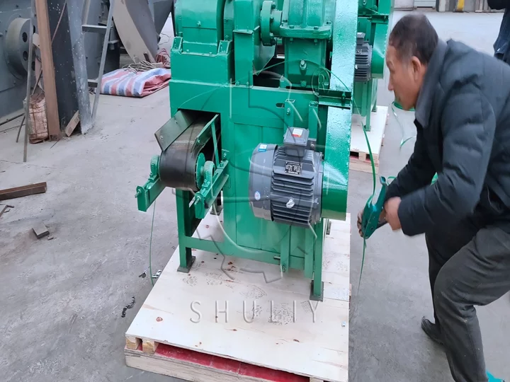 Barbecue charcoal making machine shipped to Angola